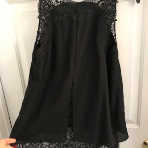 Dressy top with lace and back slit